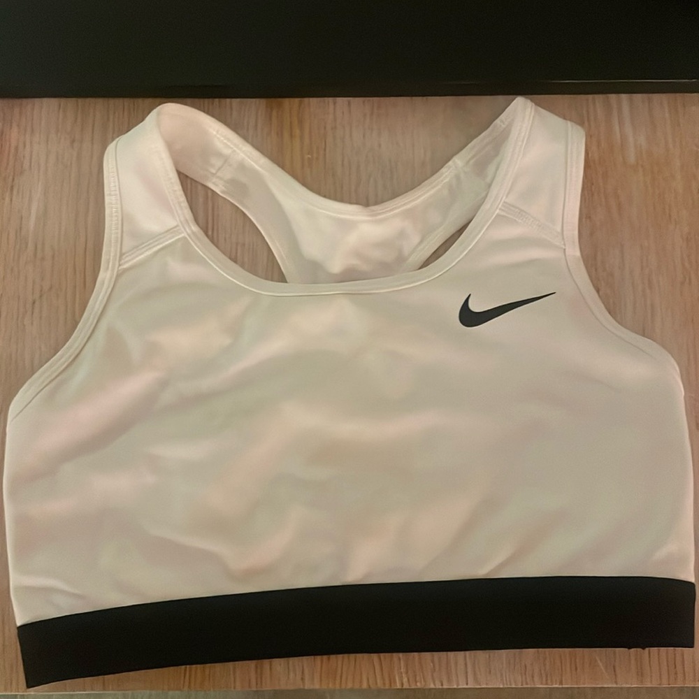 Nike Sports Bra L Medium Support